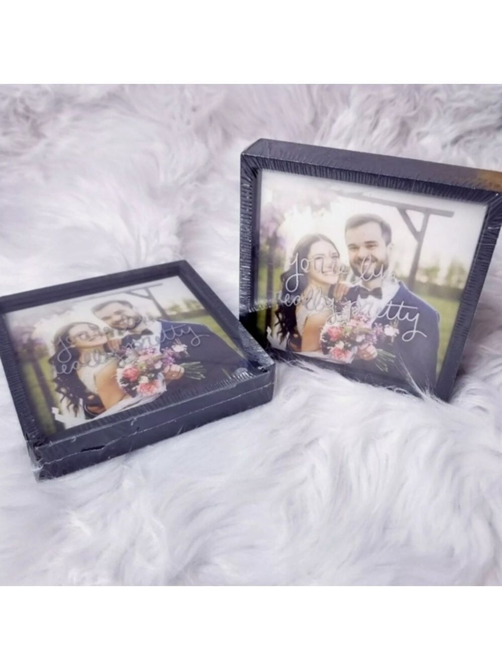 Photo Keepsake Picture Frames Lot of‎ Two